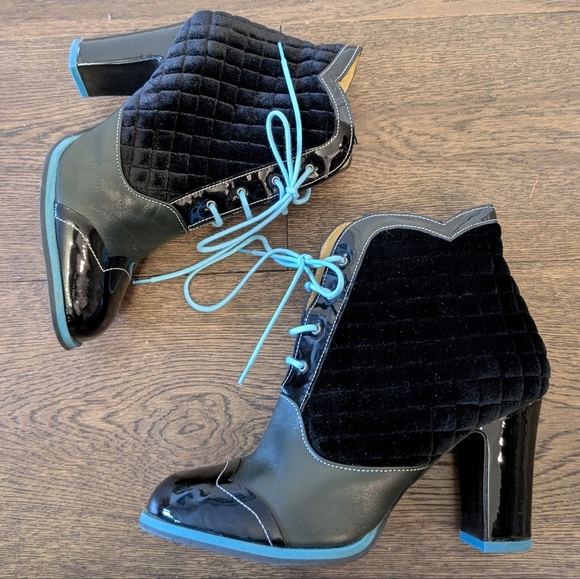 Attic Carmen Fluvog Velvet Booties - Picture 2 of 9